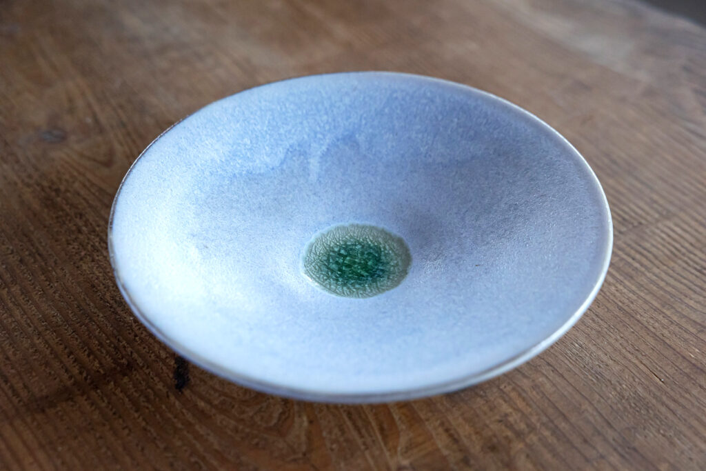 『白釉ガラス釉鉢』（2,750円）