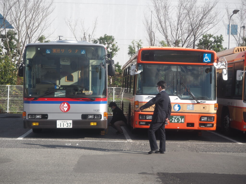 神姫バス三田営業所に展示されたサバス2号車